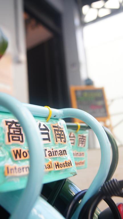 Wow Tainan Hostel Exterior foto